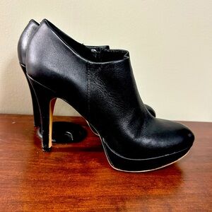 Vince Camuto Women's Elvin Platform Bootie Ankle Boot